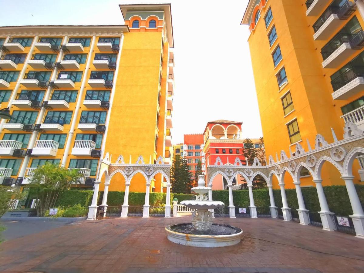 D14 Venetian Condo Resort Pattaya Pool Connected Netflix Csomtien-part Kültér fotó