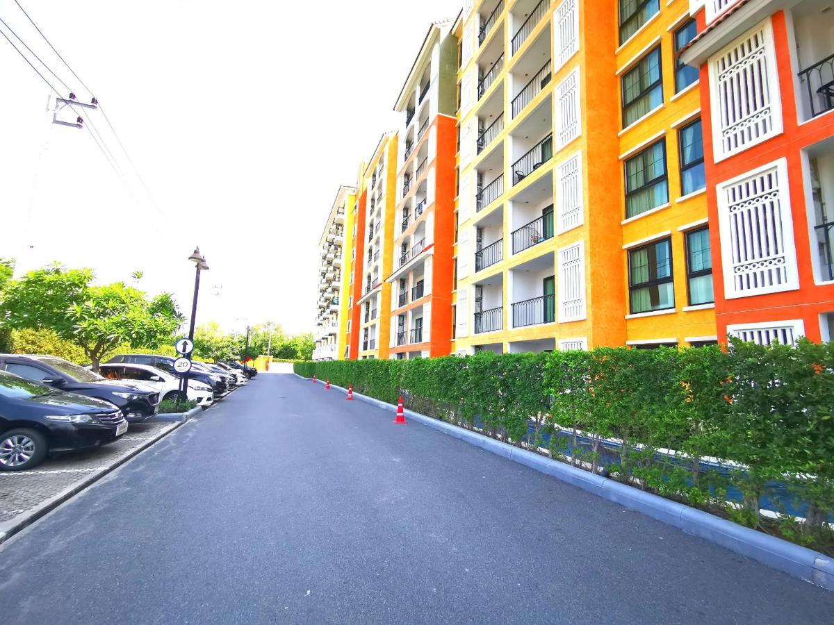 D14 Venetian Condo Resort Pattaya Pool Connected Netflix Csomtien-part Kültér fotó